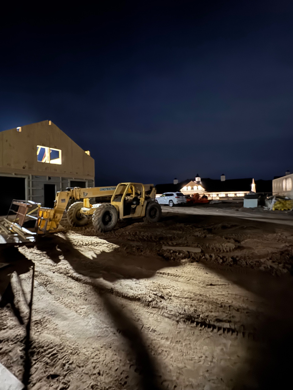 Construction project management and consulting on site